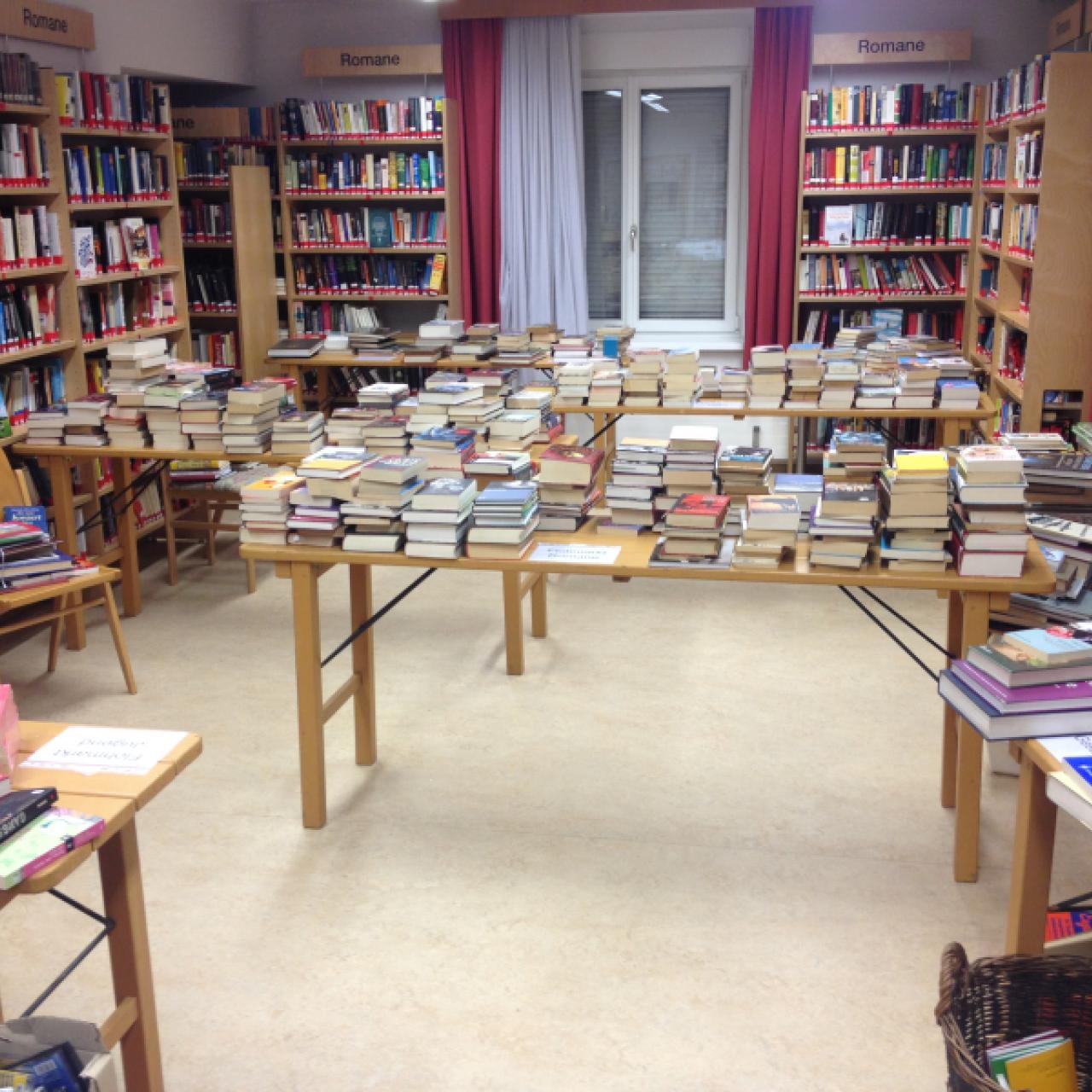 Bücherflohmarkt 2025